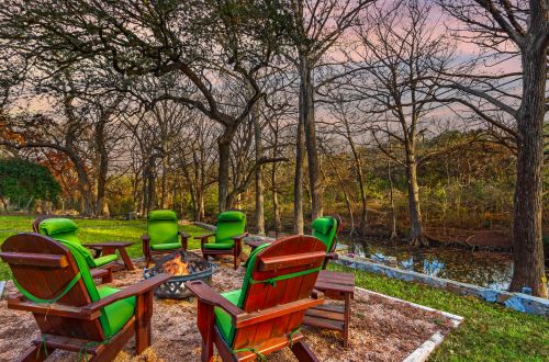 Little Yellow House | Dripping Springs, TX | Hill Country Premier